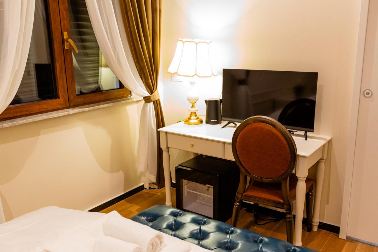 Modi Hotel ลีวอร์โน ภายนอก รูปภาพ