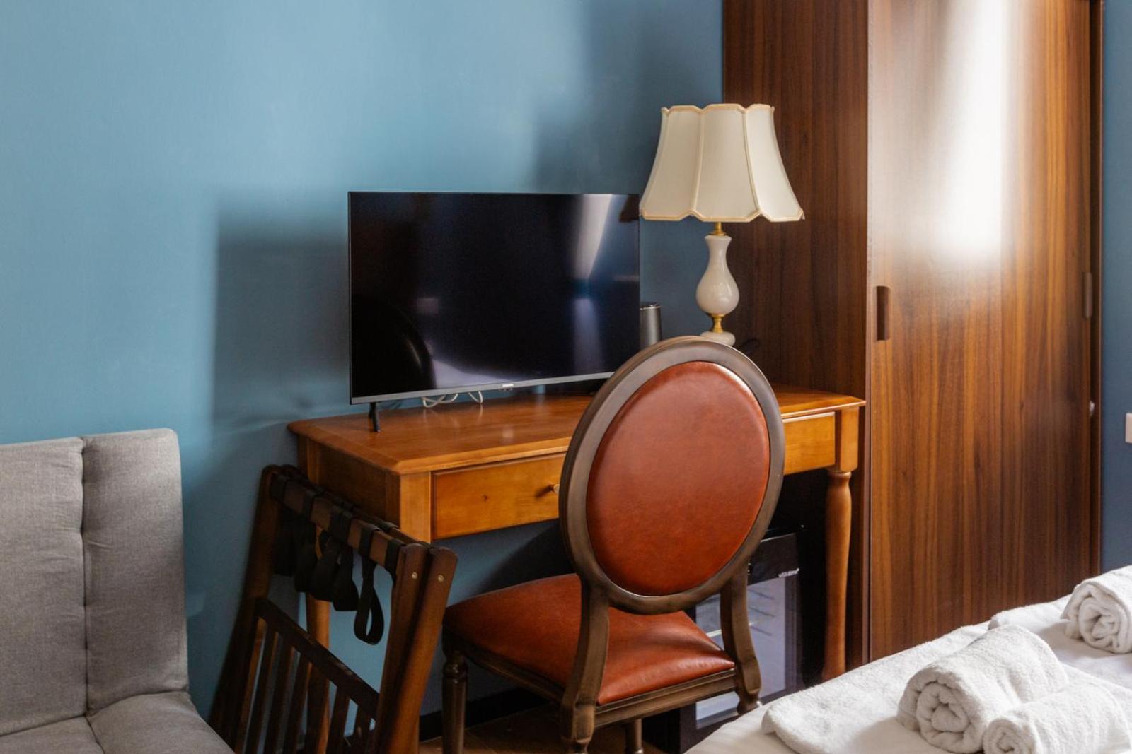 Modi Hotel ลีวอร์โน ภายนอก รูปภาพ