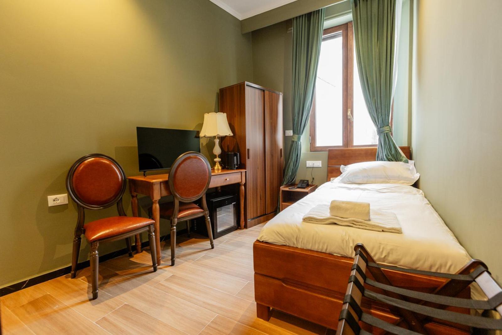 Modi Hotel ลีวอร์โน ภายนอก รูปภาพ
